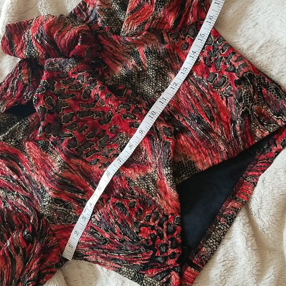 Joseph Ribkoff Vintage Croptop Beaded Bolero Jacket Top Wrap / Sz 6 / Red, Black - Picture 15 of 16